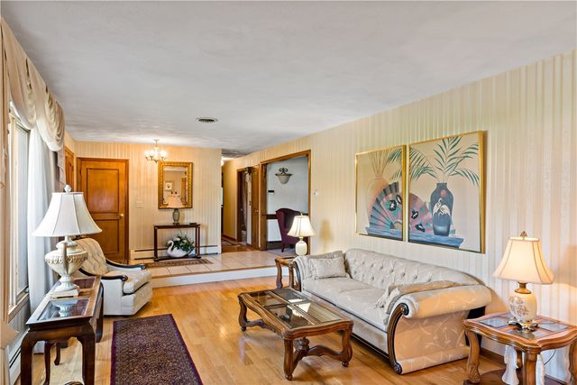 26 Carriage Way, North Providence, RI 02904