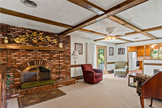26 Carriage Way, North Providence, RI 02904