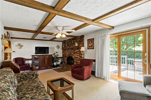 26 Carriage Way, North Providence, RI 02904