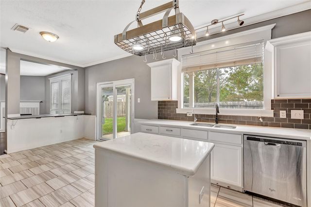 1007 Addison Park Lane, Spring, TX 77373