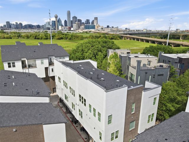 381 E Greenbriar Lane 1002, Dallas, TX 75203