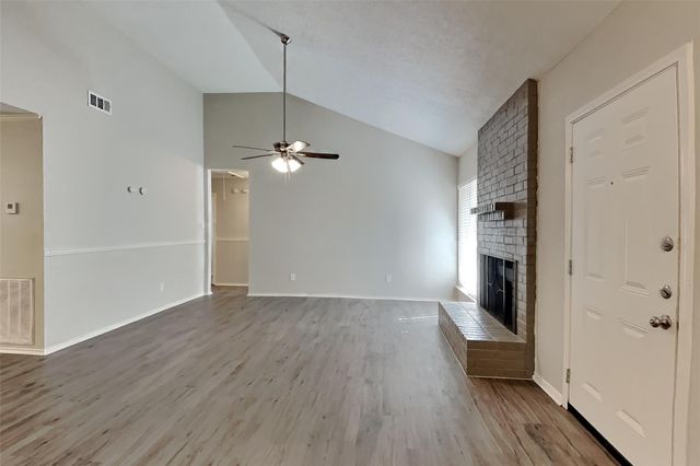 9606 Yearling Circle, Houston, TX 77065