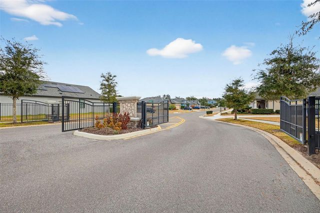 1244 FLORABLU DRIVE, Seffner, FL 33584