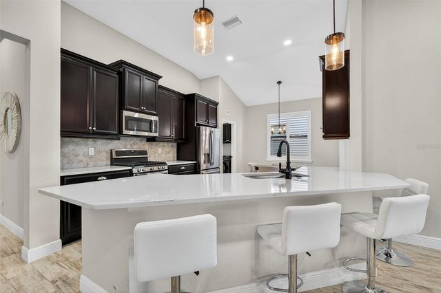 1244 FLORABLU DRIVE, Seffner, FL 33584