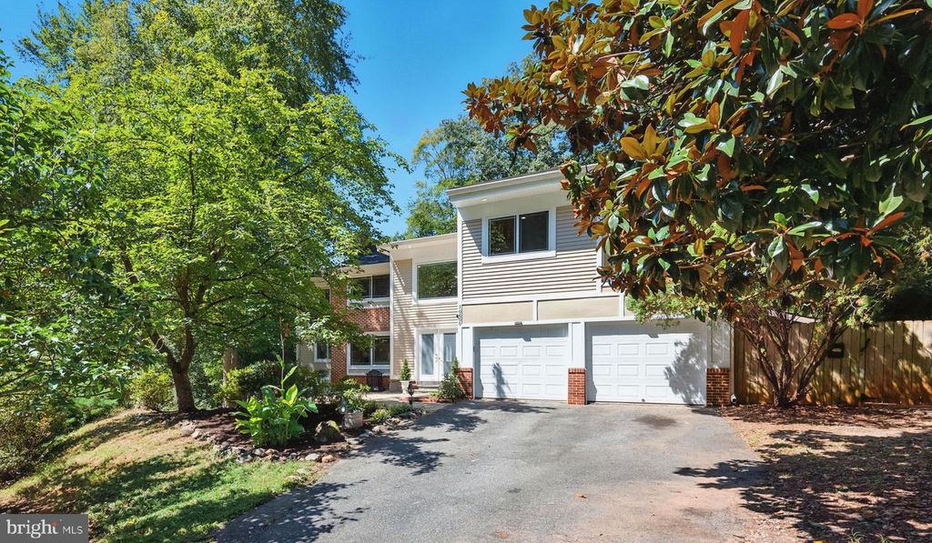 10600 VANTAGE CT, Potomac, MD 20854