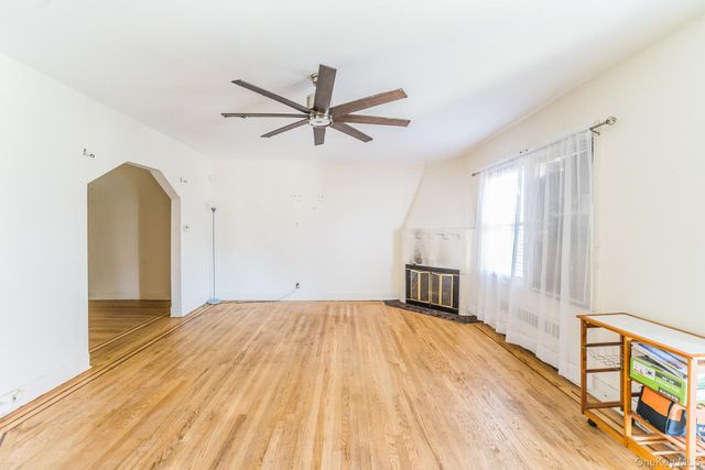 178-38 Leslie Road, Jamaica, NY 11434