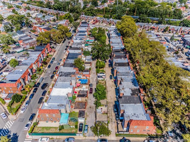 178-38 Leslie Road, Jamaica, NY 11434