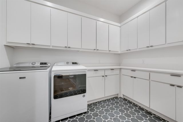 418 Whispering Way, Red Oak, TX 75154