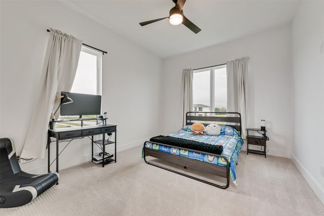 418 Whispering Way, Red Oak, TX 75154