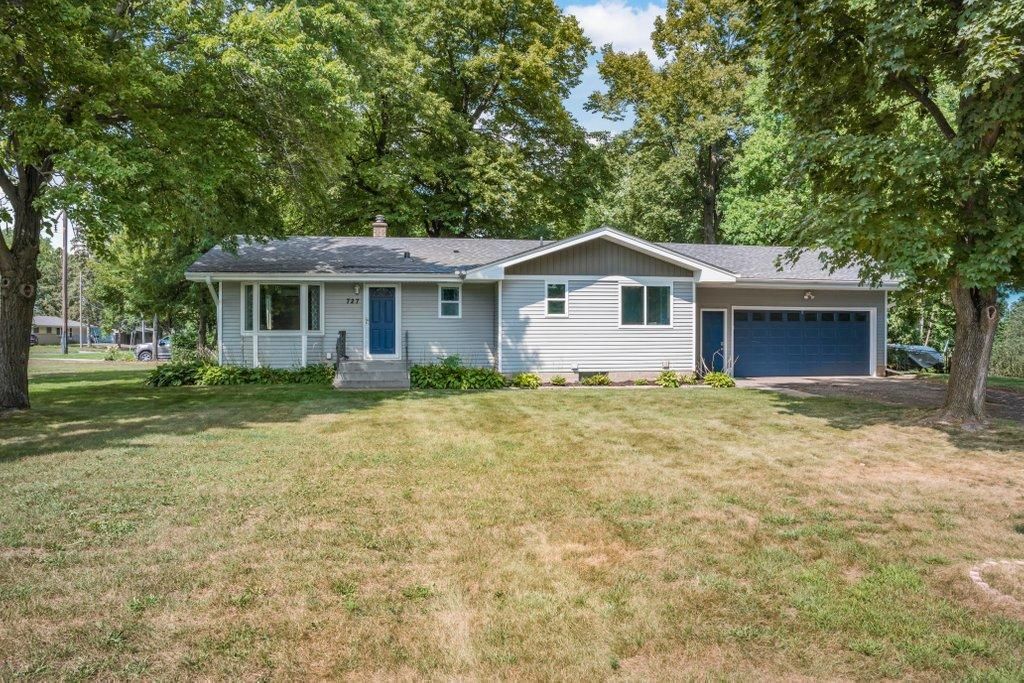 727 Tanglewood Drive, Shoreview, MN 55126 — exterior