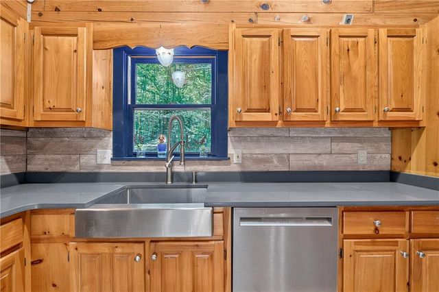 48 Riverwood Trail, Ellijay, GA 30536