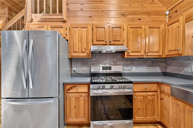 48 Riverwood Trail, Ellijay, GA 30536
