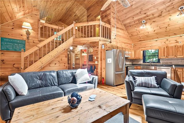 48 Riverwood Trail, Ellijay, GA 30536