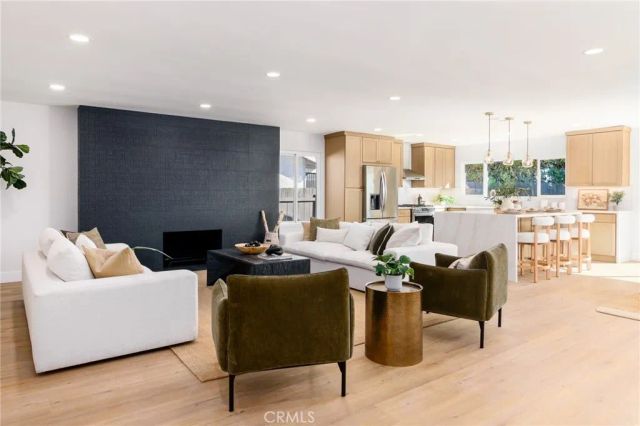 5996 College ave, San Diego, CA 92120