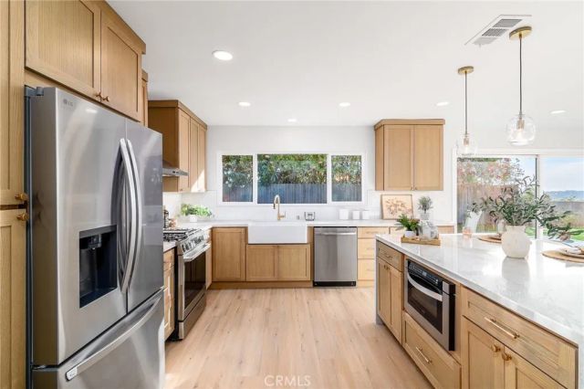 5996 College ave, San Diego, CA 92120