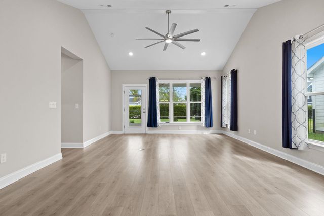 863 Gammon Dr., Myrtle Beach, SC 29579