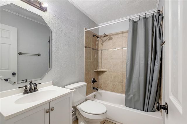 713 Bailey Street, Denton, TX 76205