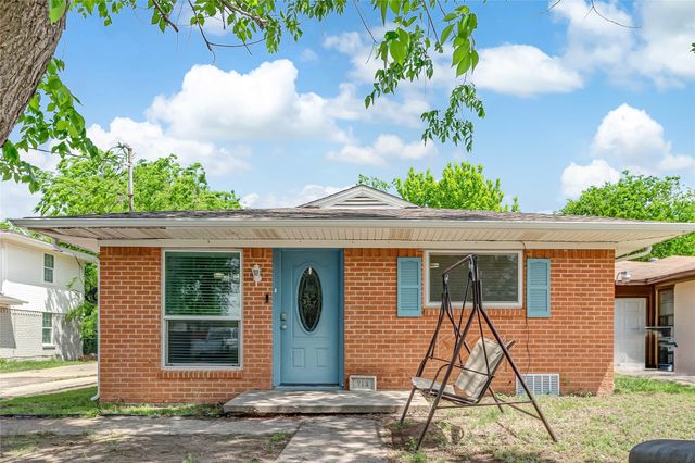 713 Bailey Street, Denton, TX 76205