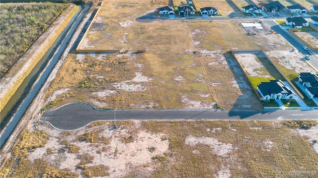 36 Oaks Cove Street, Edinburg, TX 78542