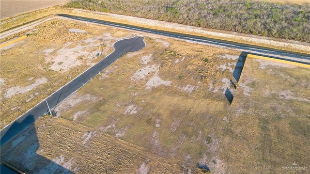 36 Oaks Cove Street, Edinburg, TX 78542