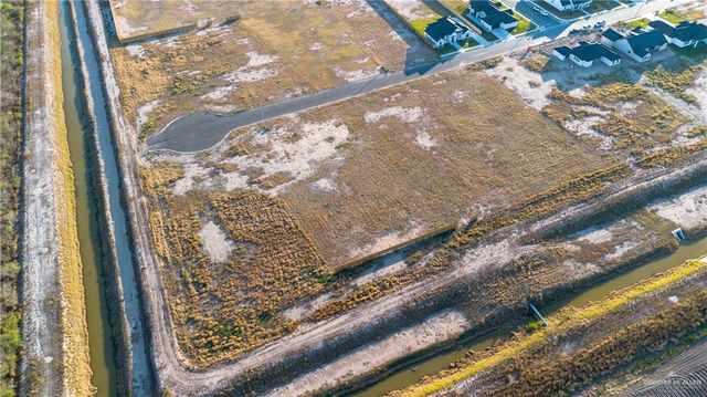 36 Oaks Cove Street, Edinburg, TX 78542