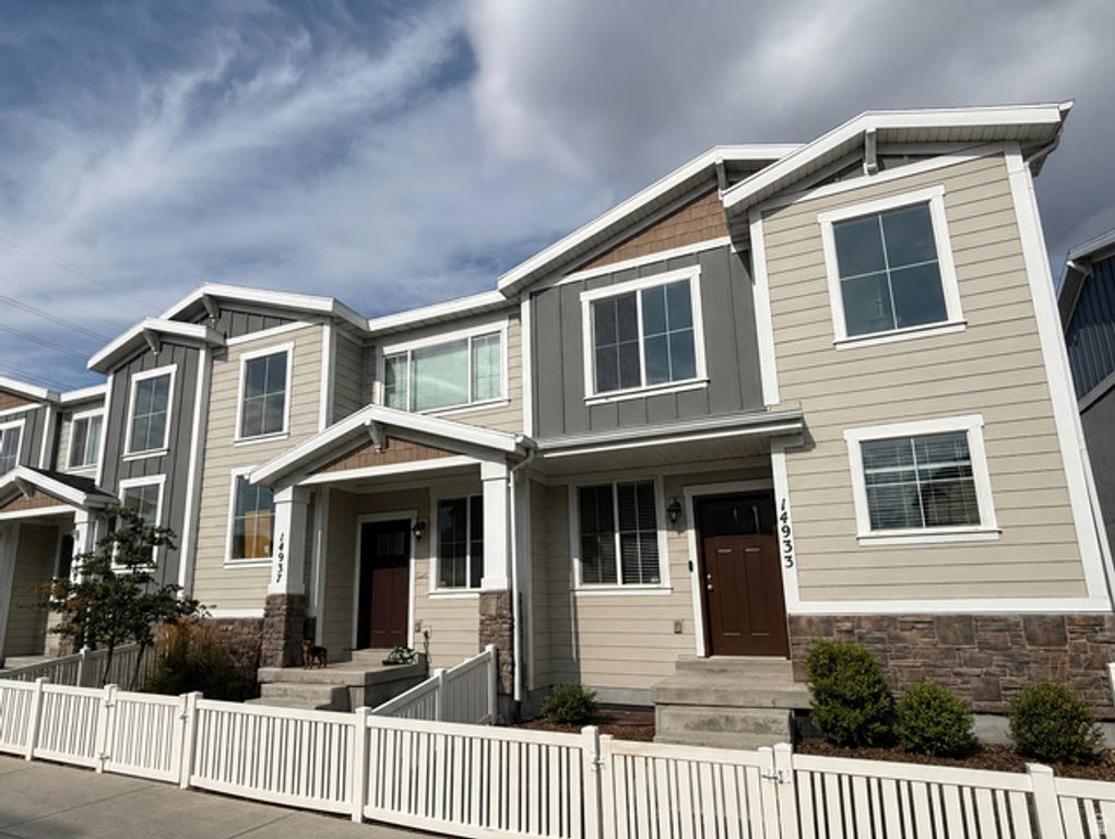 14933 S THUNDER HORSE LN #194, Bluffdale, UT 84065 — exterior