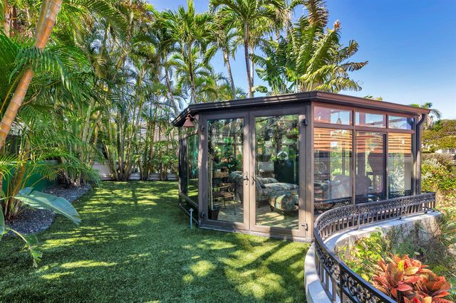286 Jamaica Lane, Palm Beach, FL 33480
