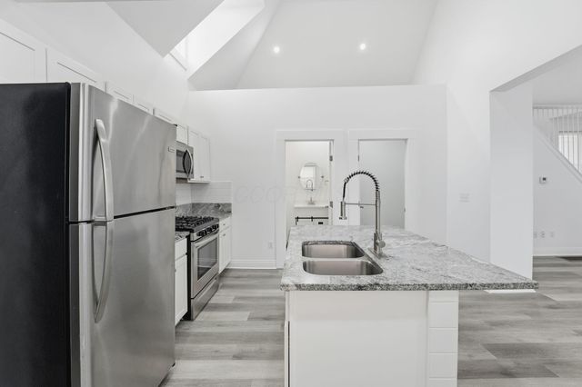 522 Kelton Avenue, Columbus, OH 43205