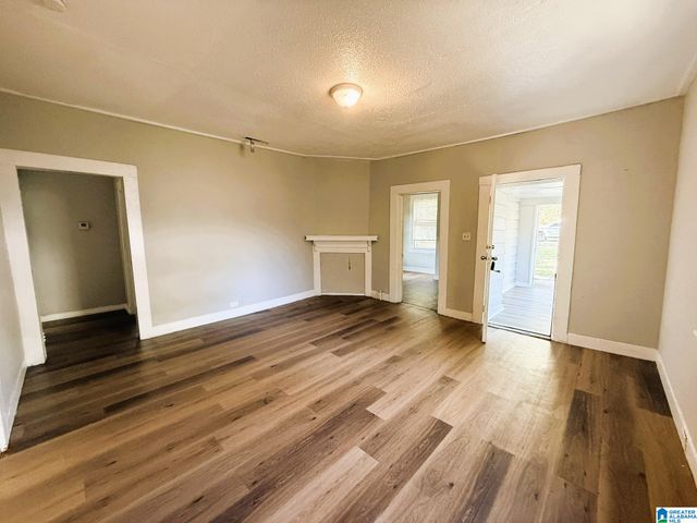 324 RAILROAD AVENUE, Adamsville, AL 35005