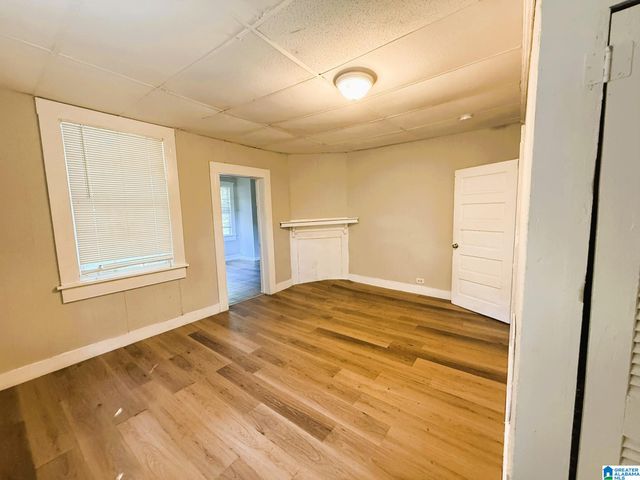 324 RAILROAD AVENUE, Adamsville, AL 35005