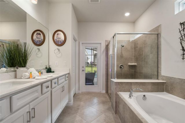 16364 SAINT KITTS CIRCLE, Clermont, FL 34714