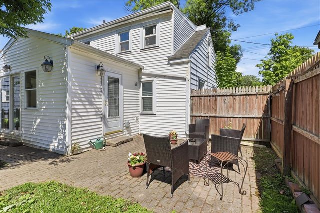 133 Armstrong Road, Greece, NY 14616