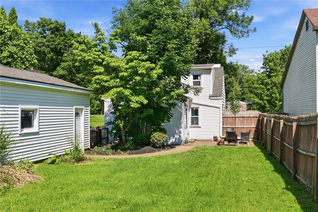 133 Armstrong Road, Greece, NY 14616