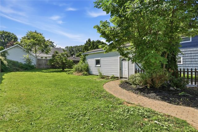133 Armstrong Road, Greece, NY 14616