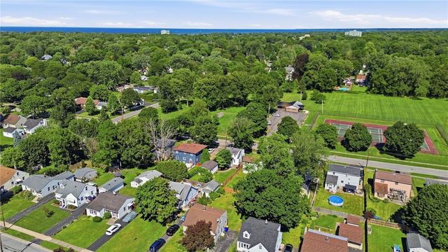 133 Armstrong Road, Greece, NY 14616