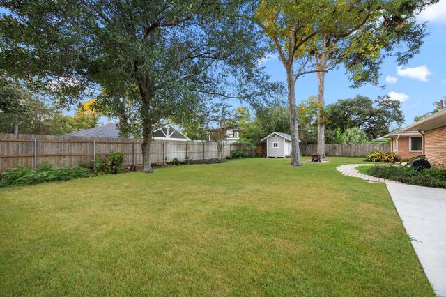 1701 Parana Drive, Houston, TX 77080