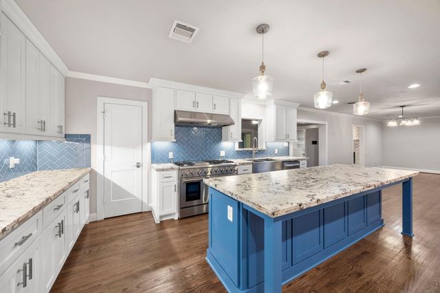 1701 Parana Drive, Houston, TX 77080