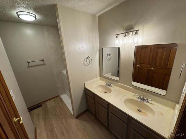 6954 Bridges Road, Anderson Twp, OH 45230