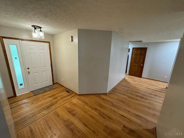 6954 Bridges Road, Anderson Twp, OH 45230