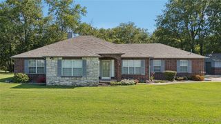 5920 Lake Drive, Mounds, OK 74047
