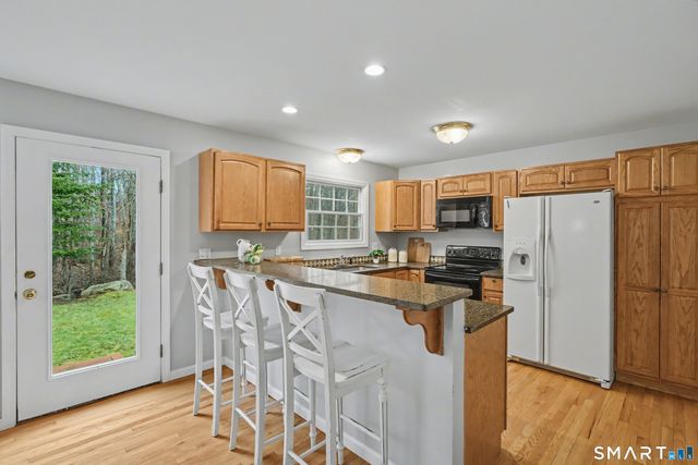 1941 Moose Hill Road, Guilford, CT 06437