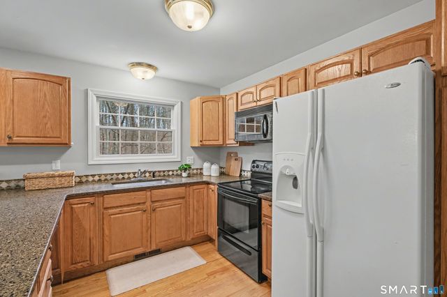 1941 Moose Hill Road, Guilford, CT 06437