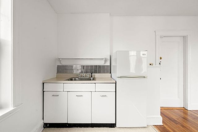 97 Chester St 8, Boston, MA 02134
