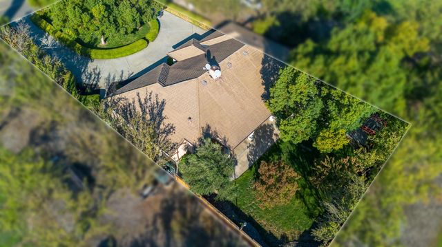 8630 River Oaks Dr, Oakdale, CA 95361