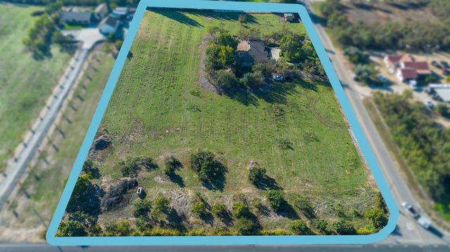 8630 River Oaks Dr, Oakdale, CA 95361