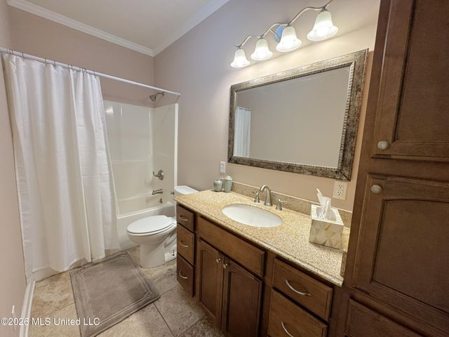 110 Yarborough Place, Waveland, MS 39576