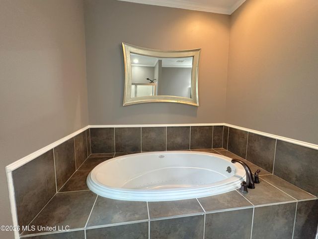 110 Yarborough Place, Waveland, MS 39576