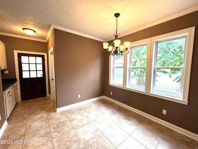 110 Yarborough Place, Waveland, MS 39576