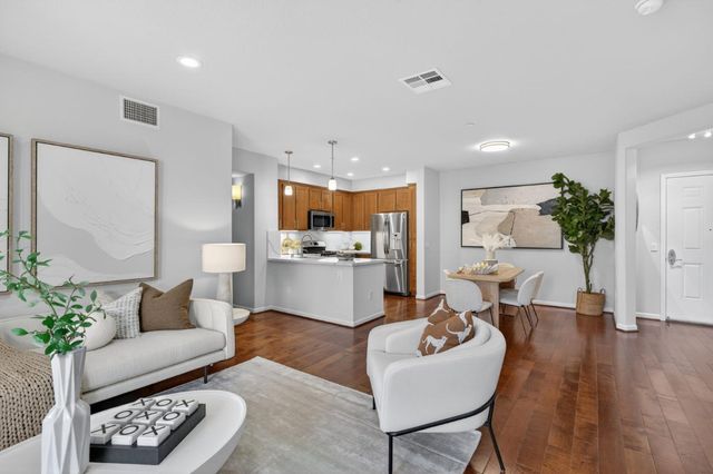 4388 El Camino Real 348, Los Altos, CA 94022