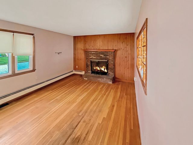 49 Golf Ave, Methuen, MA 01844